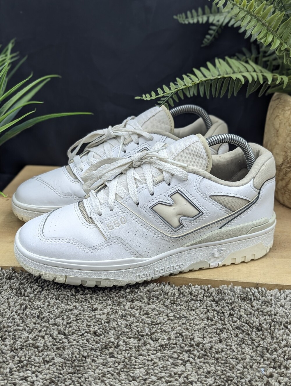 New Balance 550 Leather Womens Size 8.5 Running Walking Casual Shoes Mens Sz 7